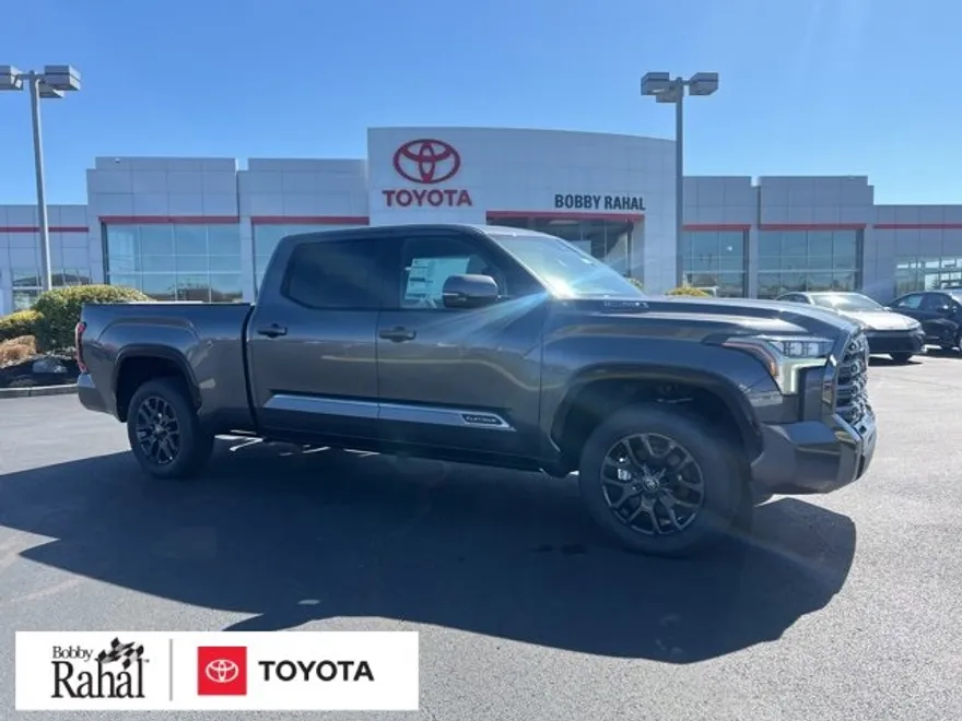 2025 Toyota Tundra Platinum photo 1