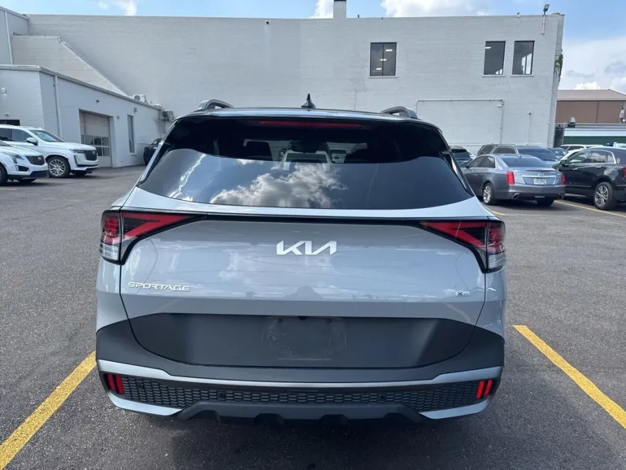 2023 Kia Sportage X-Pro photo 1