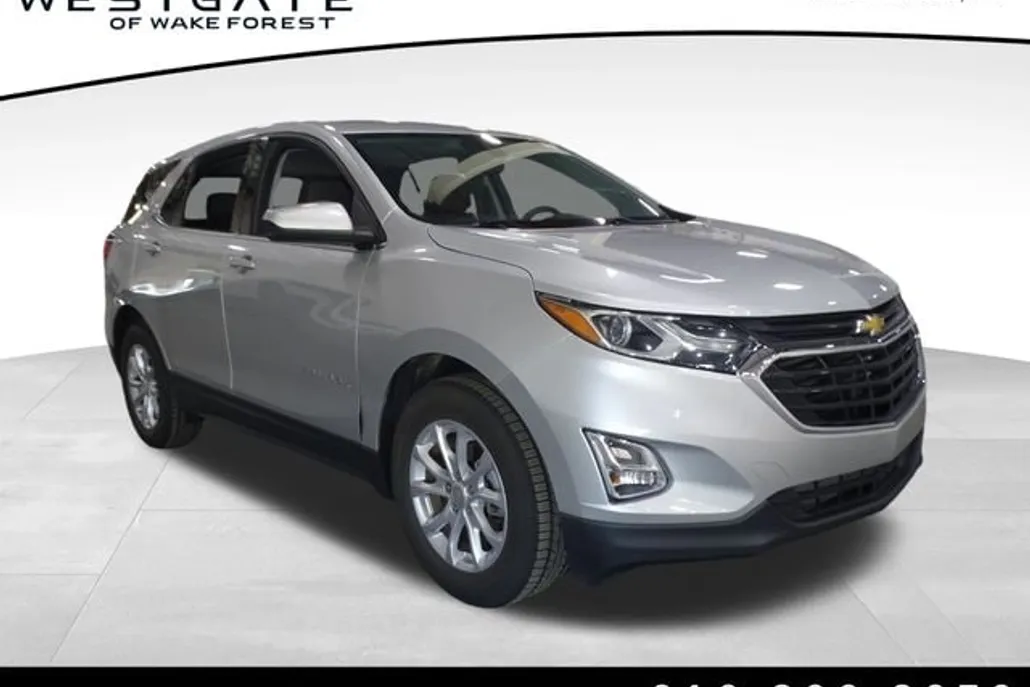 2020 Chevrolet Equinox LT photo 1