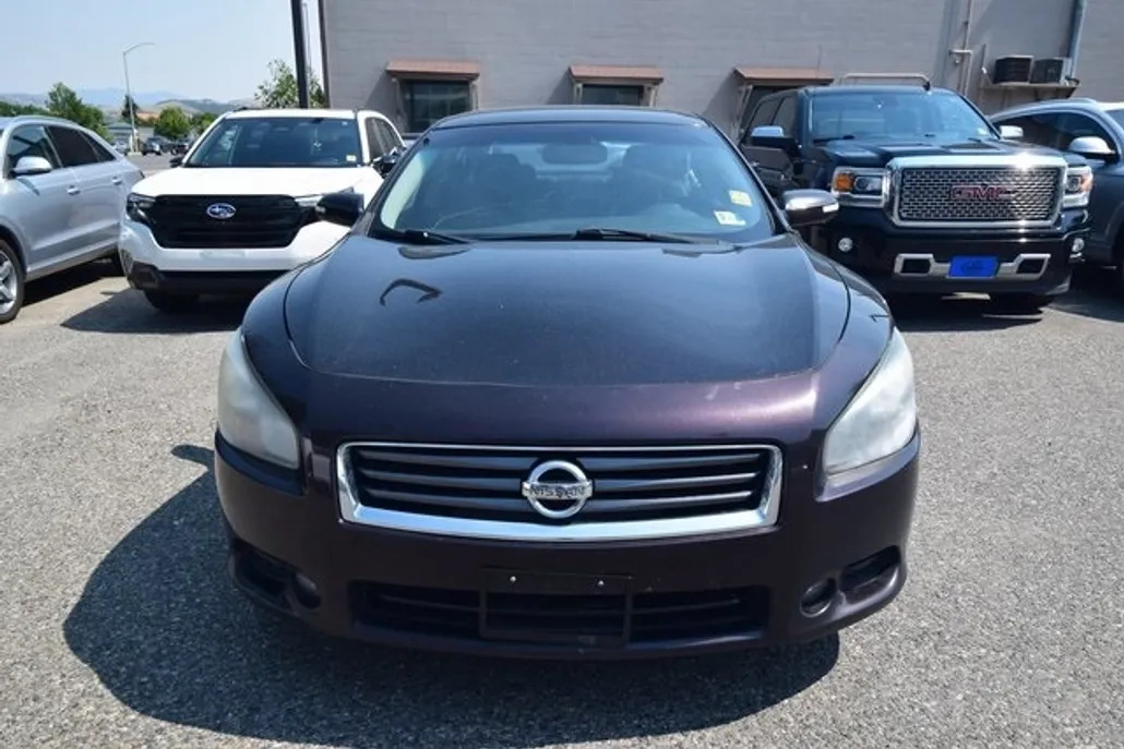 2014 Nissan Maxima SV photo 1