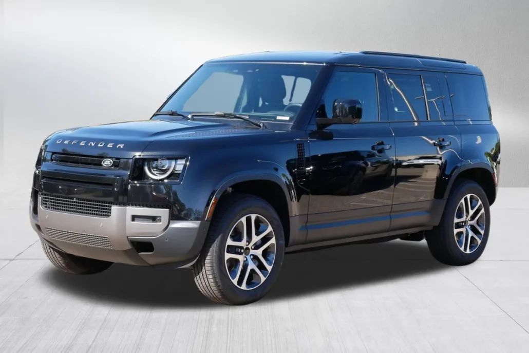 2026 Land Rover Defender 110 S photo 1