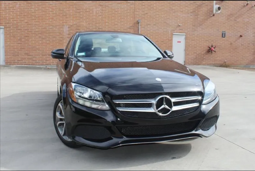 2016 Mercedes Benz C 300 4MATIC Sedan photo 1