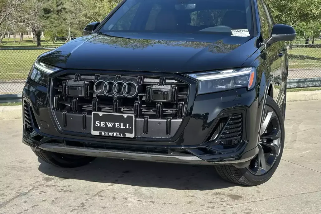 2025 Audi Q7 55 Premium photo 1