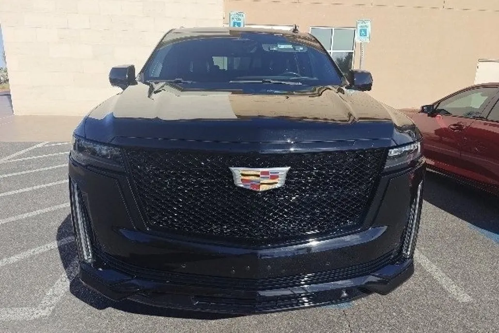 2021 Cadillac Escalade Sport Platinum photo 1