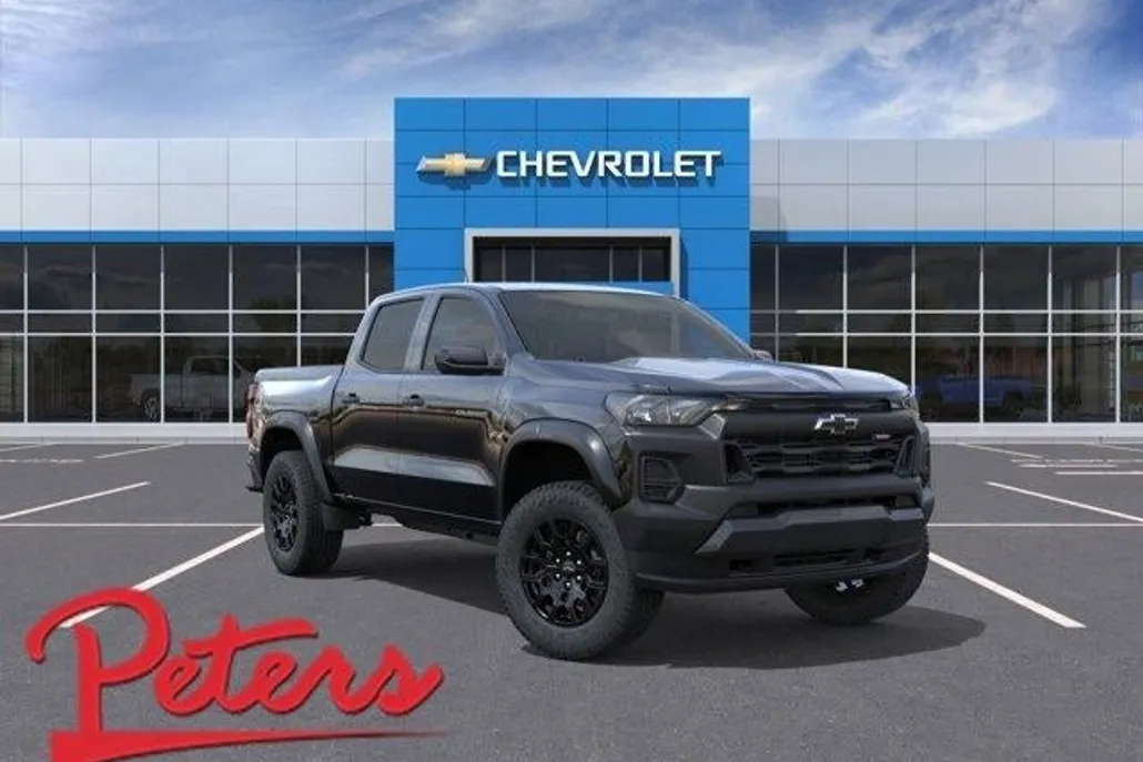 2026 Chevrolet Colorado Trail Boss photo 1