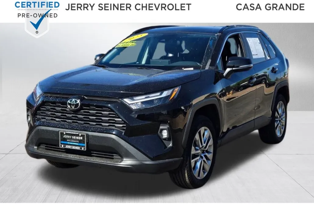 2023 Toyota RAV4 XLE Premium photo 1