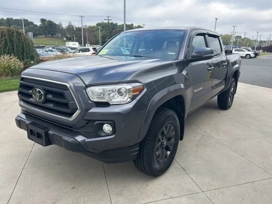 2020 Toyota Tacoma SR5 Double Cab V6 photo 1