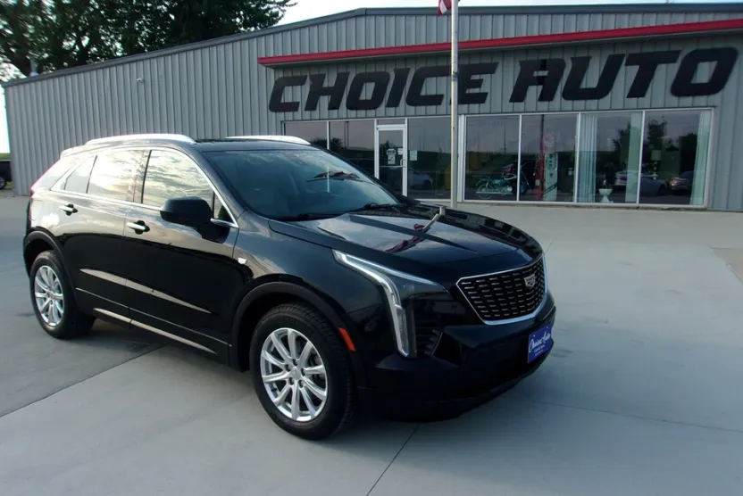 2019 Cadillac XT4 Luxury photo 1