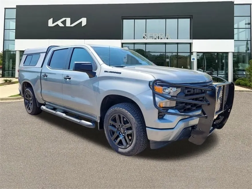 2024 Chevrolet Silverado 1500 Custom photo 1