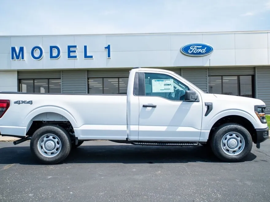 2025 Ford F-150 XL photo 1