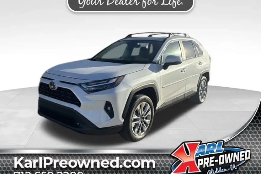 2025 Toyota RAV4 XLE Premium photo 1