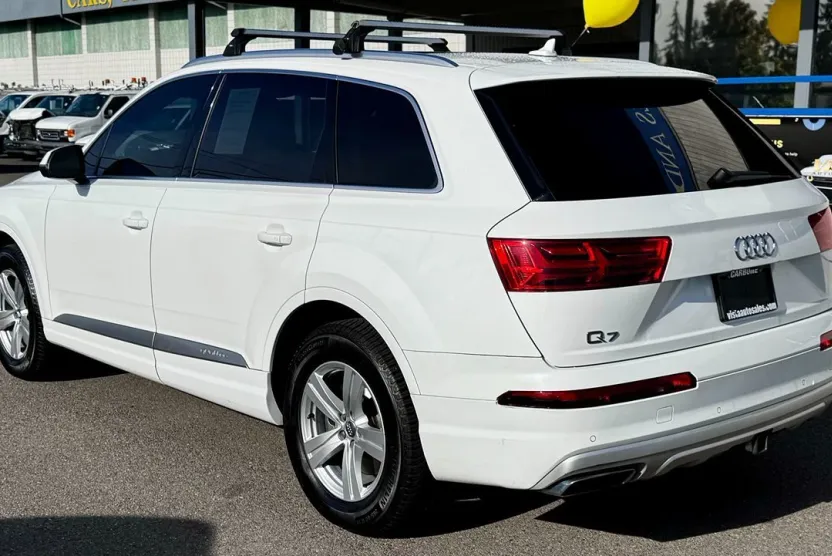 2018 Audi Q7 Premium Plus photo 1