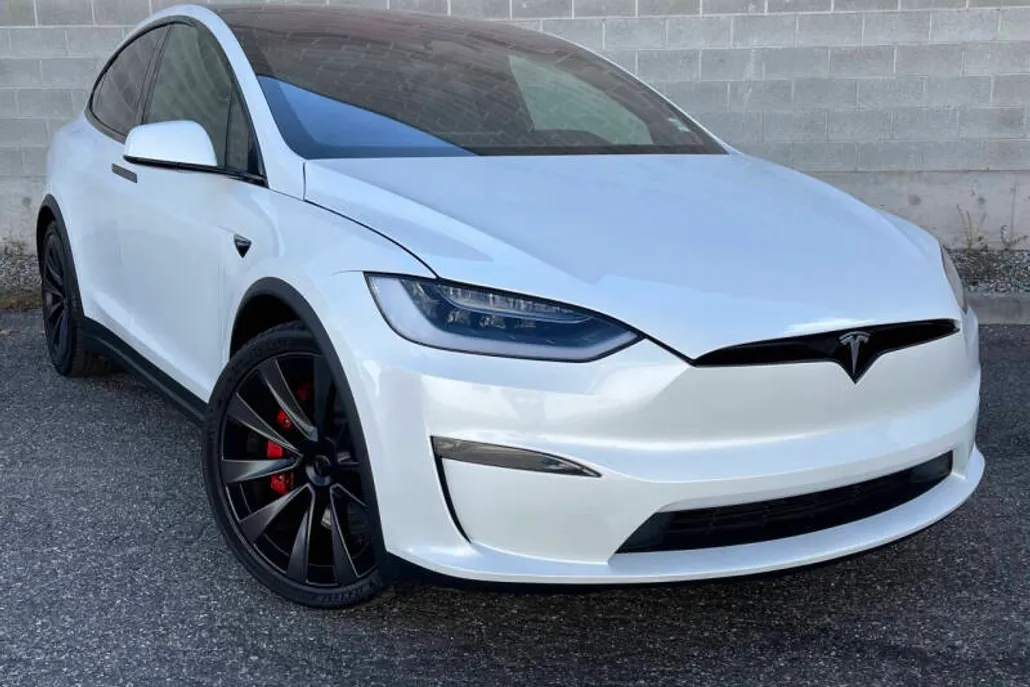 2023 Tesla Model X Plaid photo 1