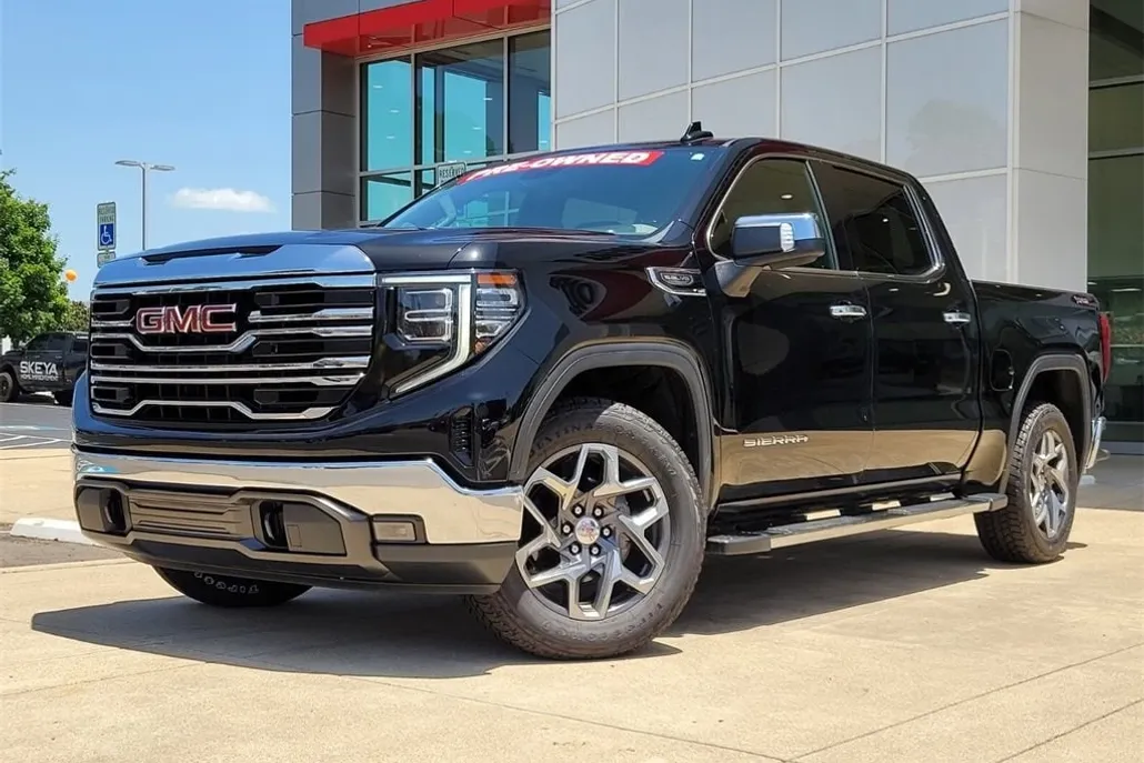 2022 Gmc Sierra 1500 SLT photo 1
