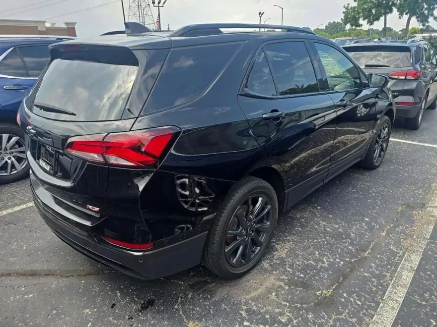 2023 Chevrolet Equinox RS photo 1