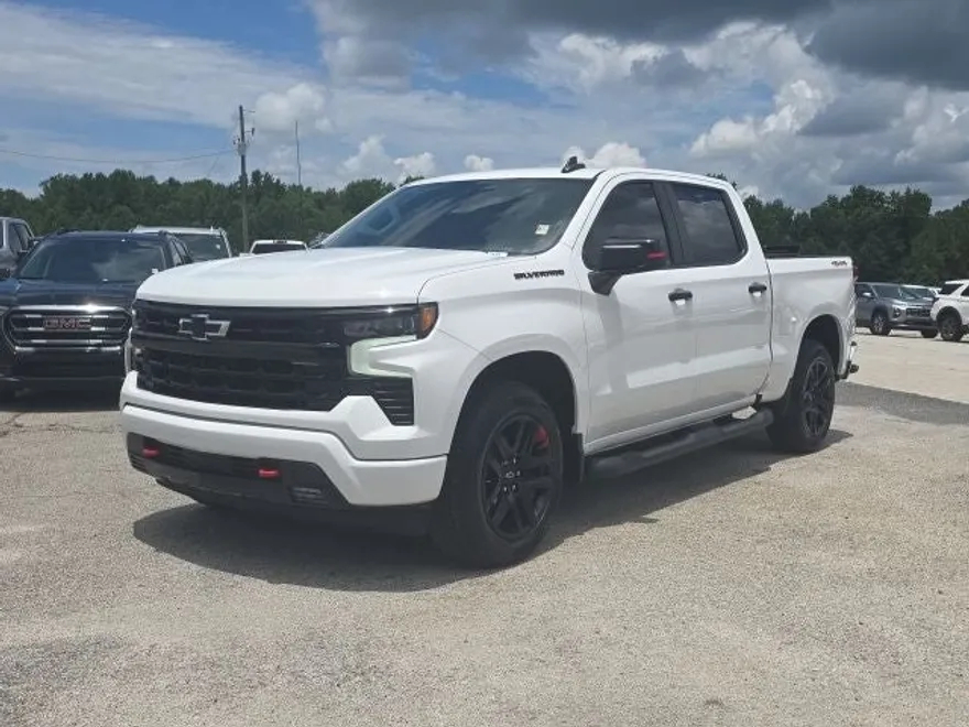 2024 Chevrolet Silverado 1500 RST photo 1