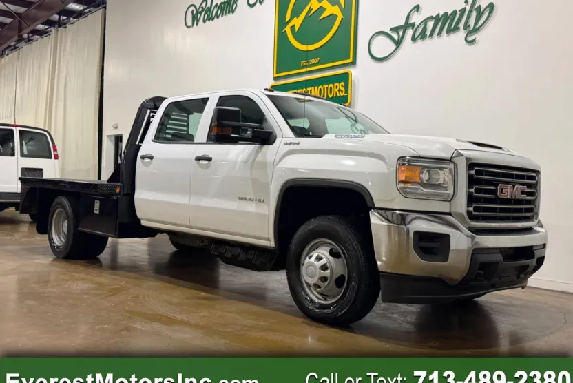 2017 Gmc Sierra Base photo 1