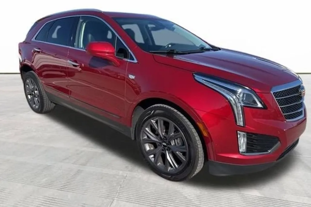 2019 Cadillac XT5 Luxury photo 1