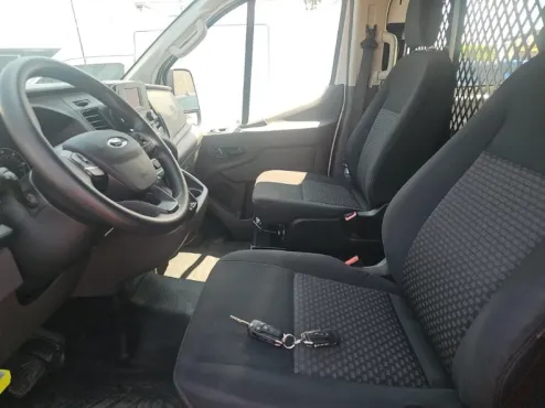 2024 Ford Transit photo 4