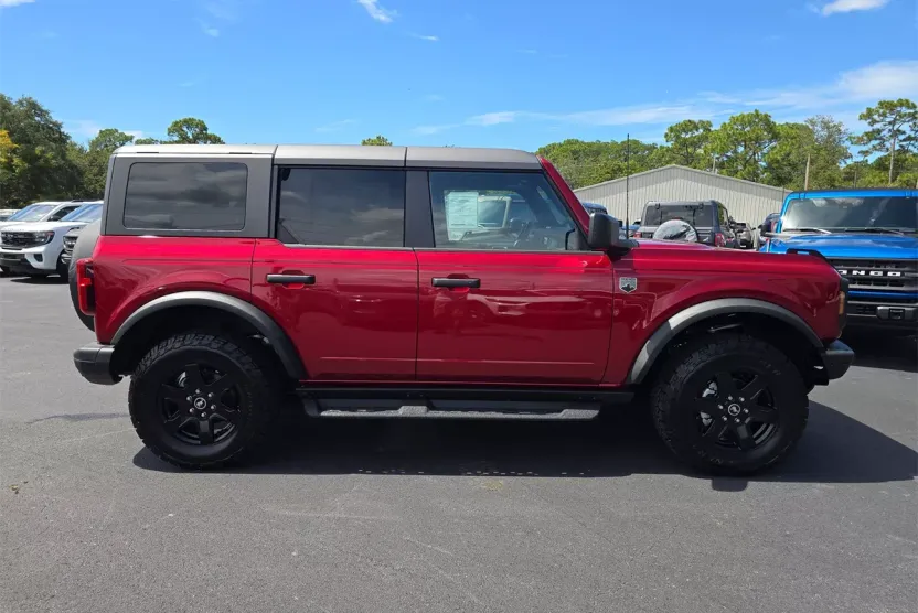 2025 Ford Bronco Big Bend photo 1