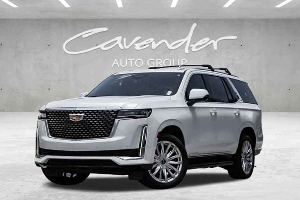 2022 Cadillac Escalade Luxury photo 1