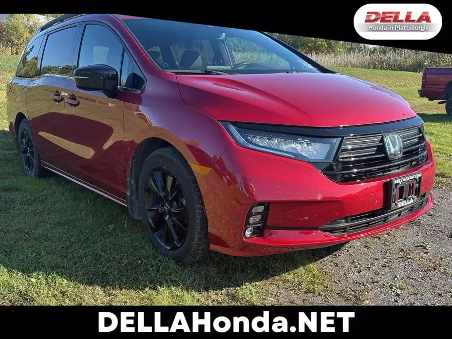 2023 Honda Odyssey Sport photo 1