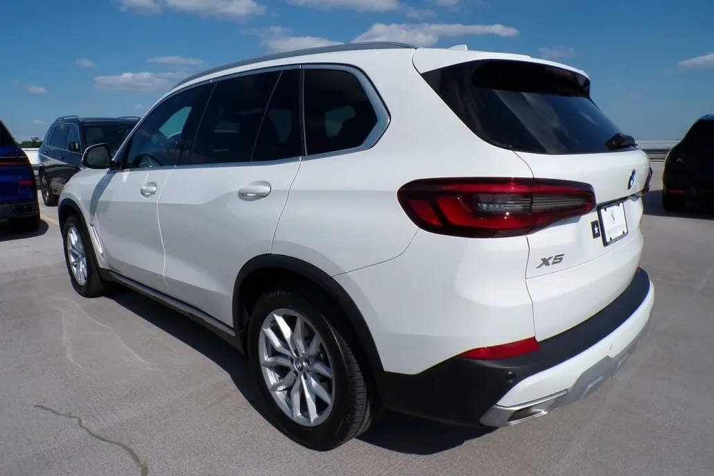 2023 Bmw X5 xDrive40i photo 1