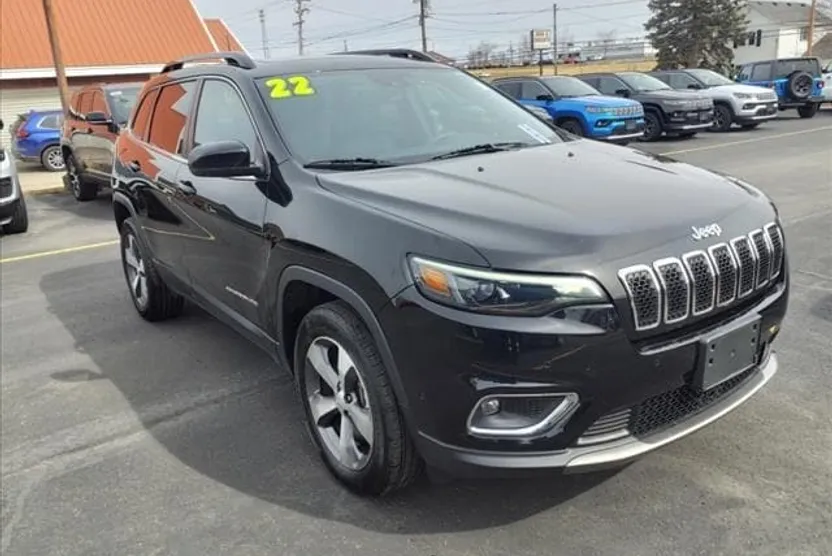 2022 Jeep Cherokee Limited photo 1