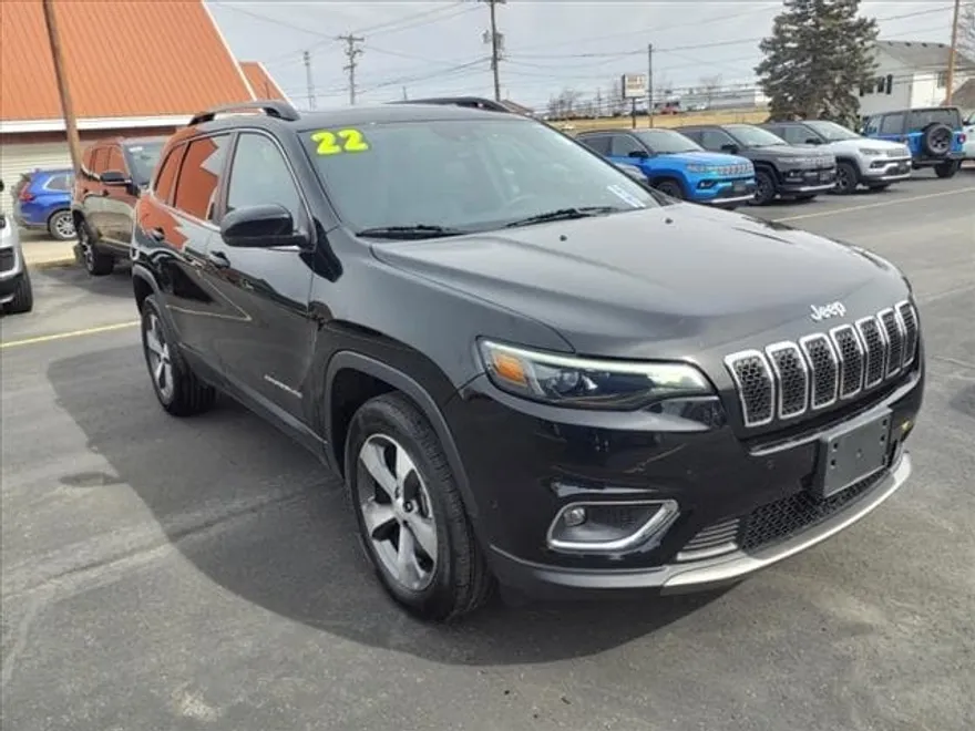 2022 Jeep Cherokee Limited photo 1