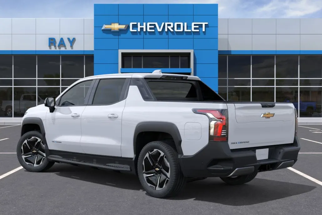2026 Chevrolet Silverado EV LT photo 1