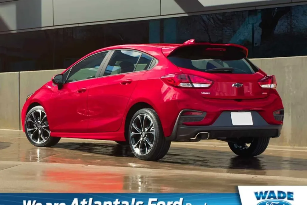 2019 Chevrolet Cruze LS photo 1