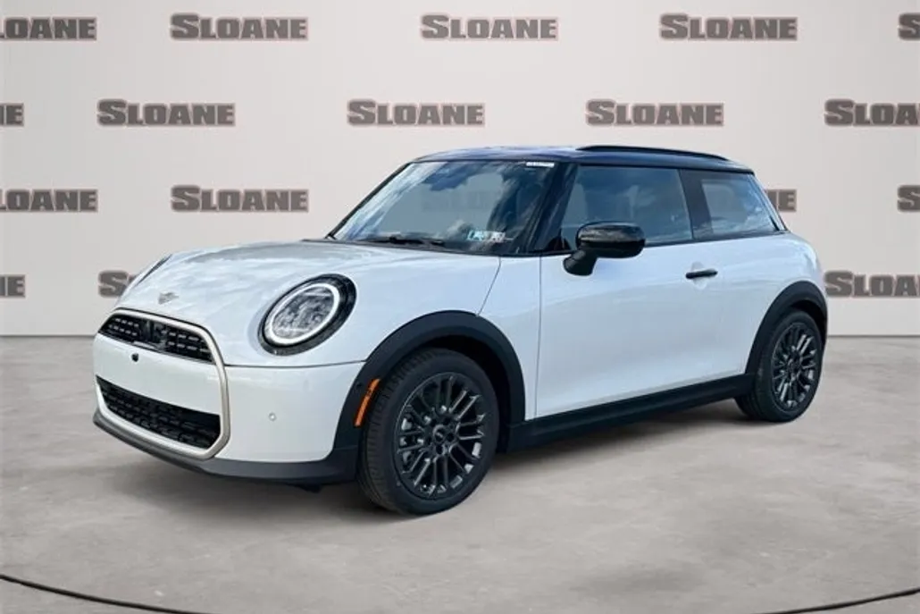 2025 Mini Cooper Iconic photo 1