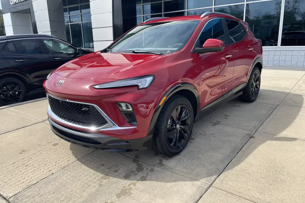 2026 Buick Encore GX Sport Touring photo 1