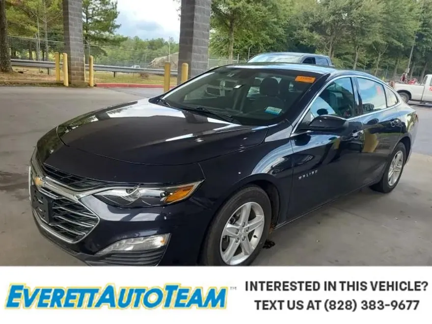 2023 Chevrolet Malibu 1LT photo 1