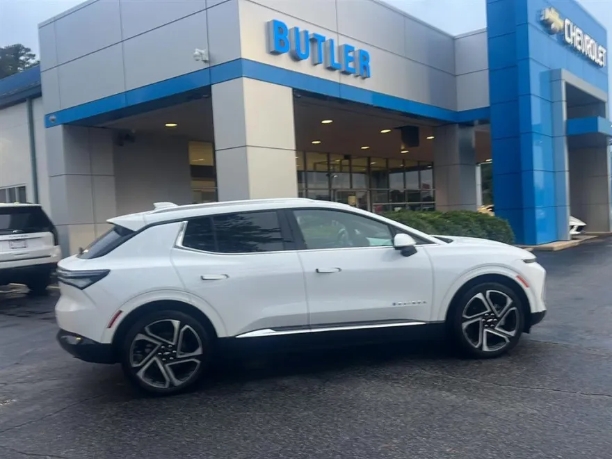 2025 Chevrolet Equinox EV 1LT photo 1
