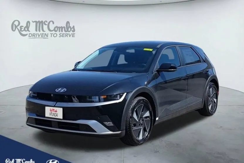 2025 Hyundai Ioniq 5 SE photo 1