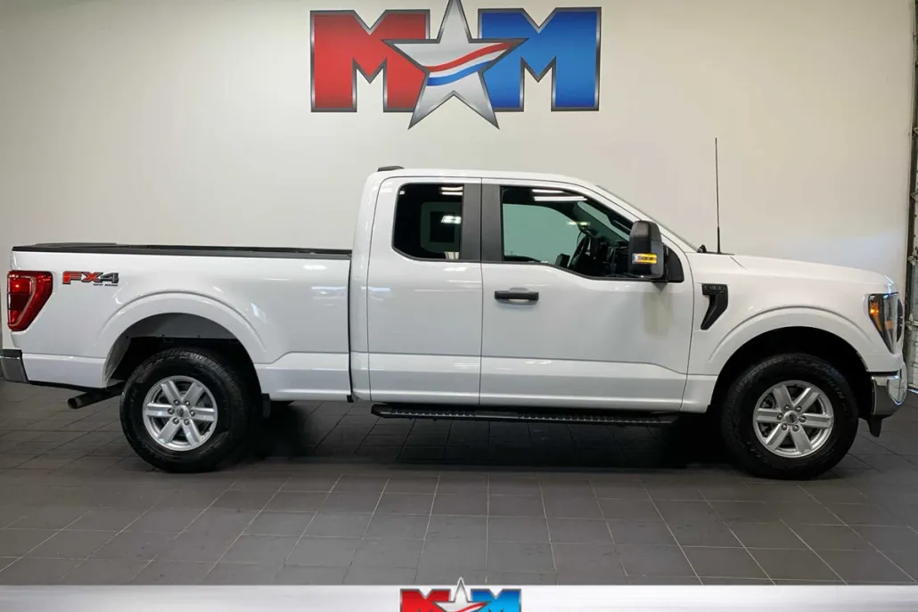 2023 Ford F-150 XL photo 1