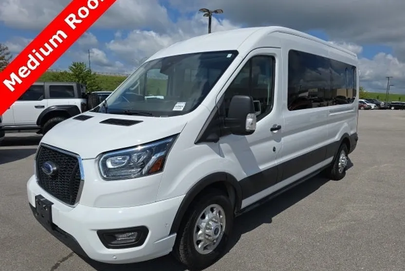 2023 Ford Transit photo 1