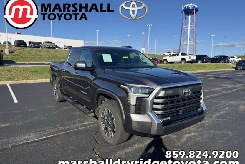 2023 Toyota Tundra Limited photo 1