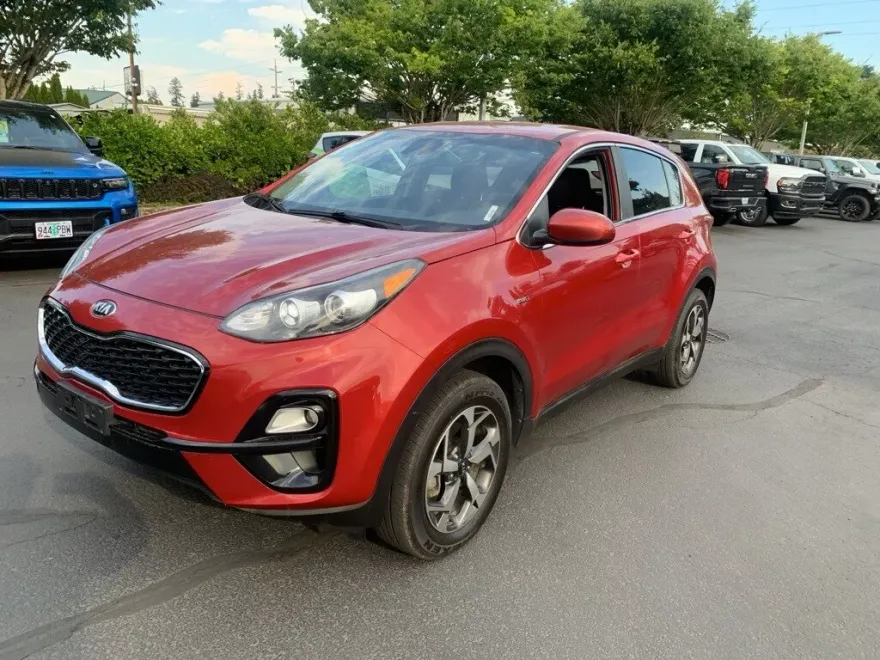 2022 Kia Sportage LX photo 1