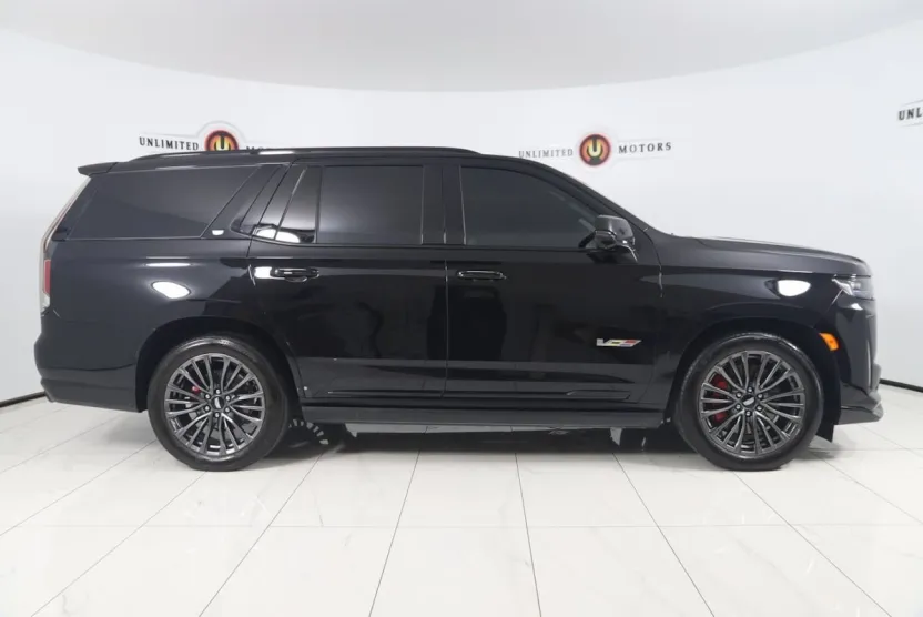 2024 Cadillac Escalade V-Series photo 1