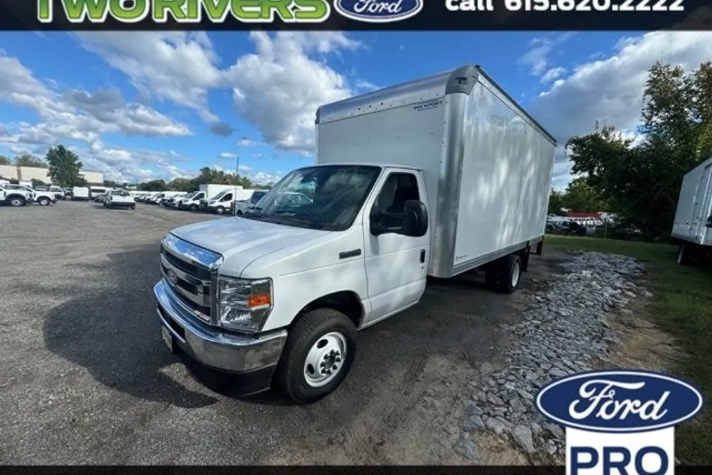 2026 Ford E-450 photo 1