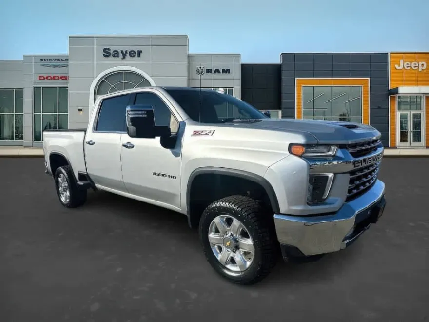 2022 Chevrolet Silverado 3500HD LTZ photo 1