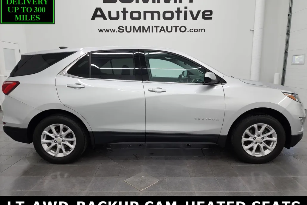2020 Chevrolet Equinox LT photo 1