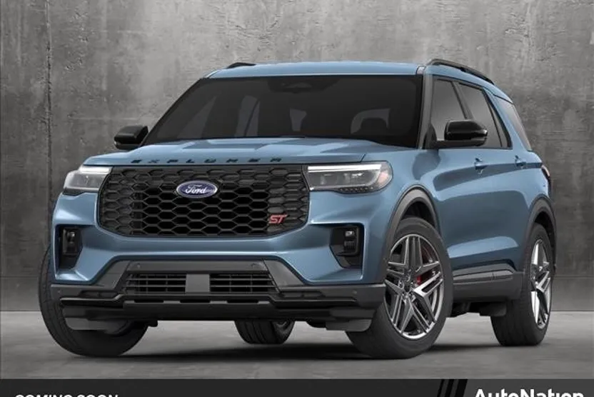 2025 Ford Explorer ST photo 1