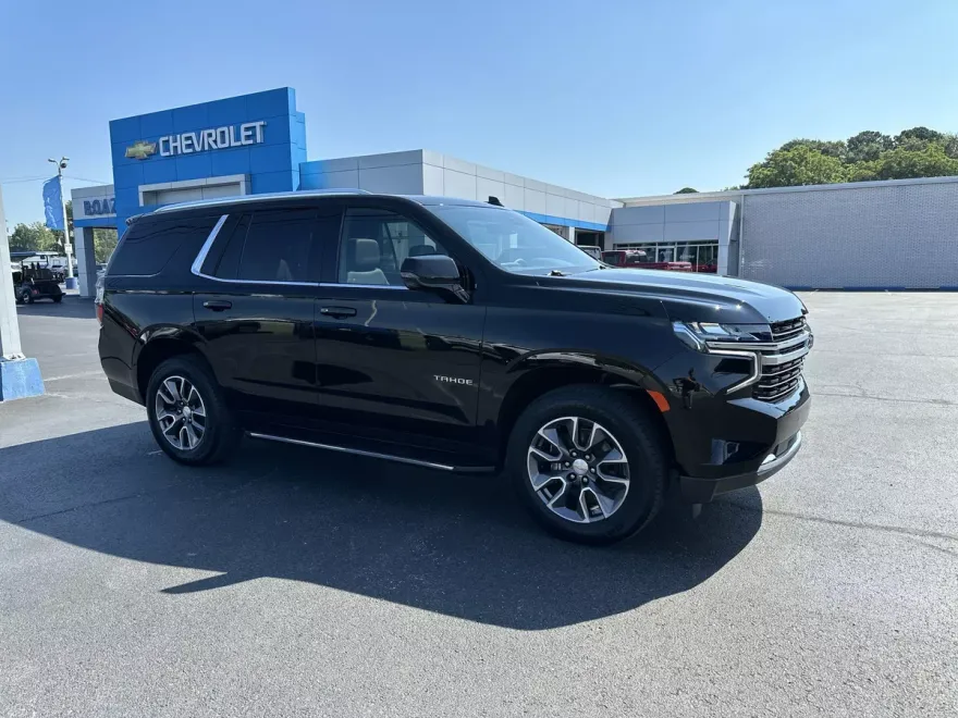 2023 Chevrolet Tahoe LT photo 1