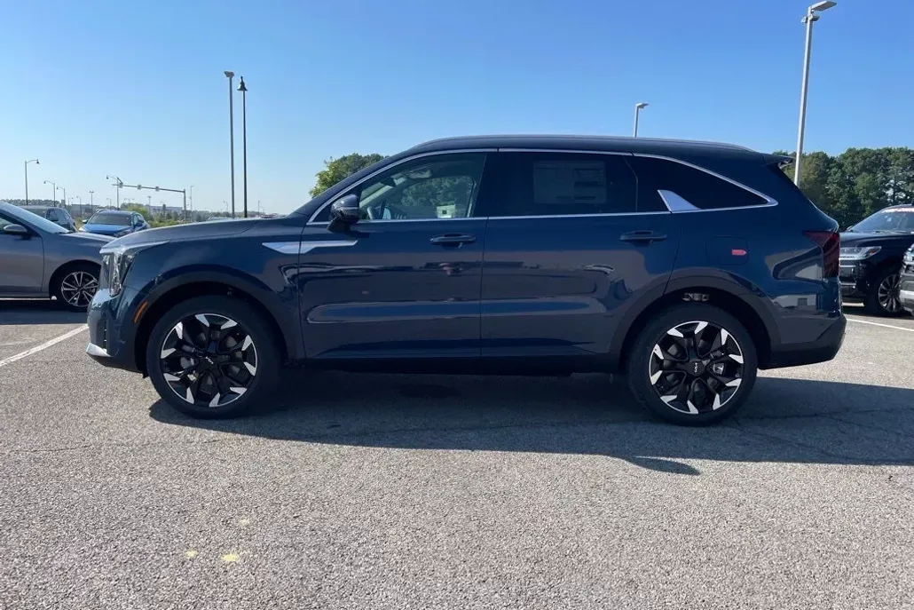 2026 Kia Sorento EX photo 1