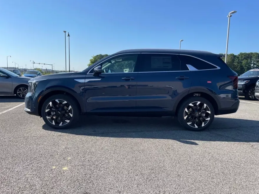 2026 Kia Sorento EX photo 1