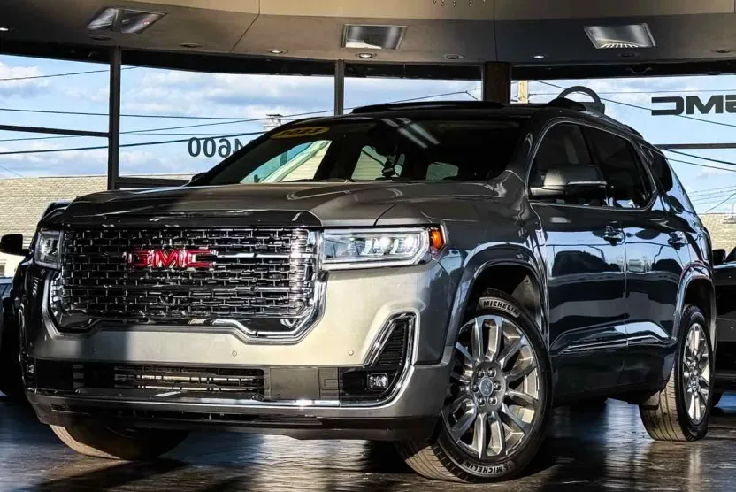 2023 Gmc Acadia Denali photo 1