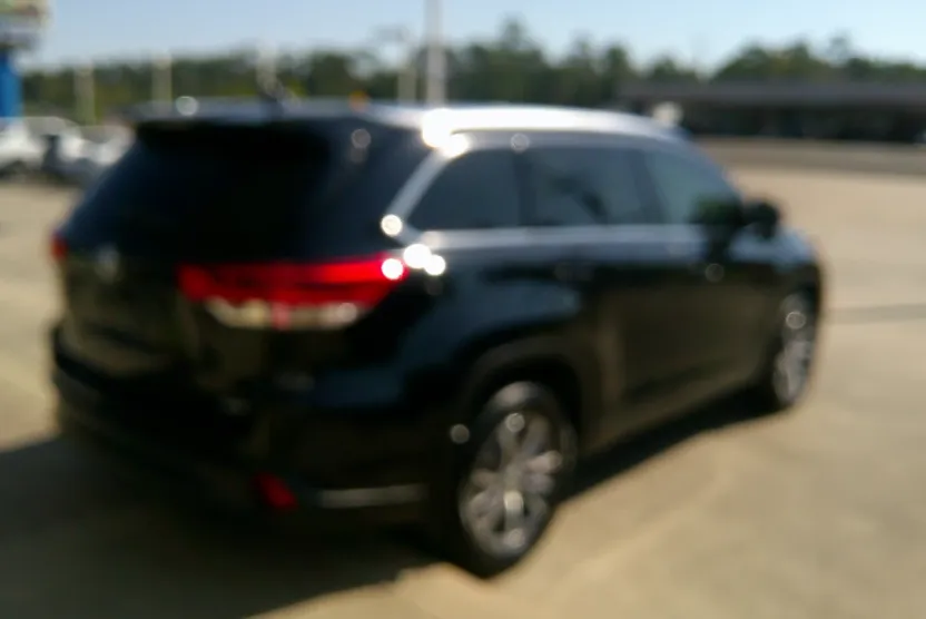 2018 Toyota Highlander XLE photo 1